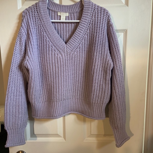 Vneck knit sweater - Picture 1 of 3